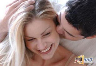 男生摸异性耳朵的心理暗示