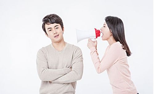 分手十多年后的前任该不该联系