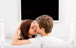 女生第一次接吻要注意什么