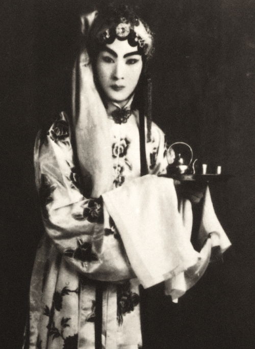 赵荣琛妻子是谁