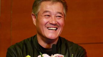 本山现任老婆照片