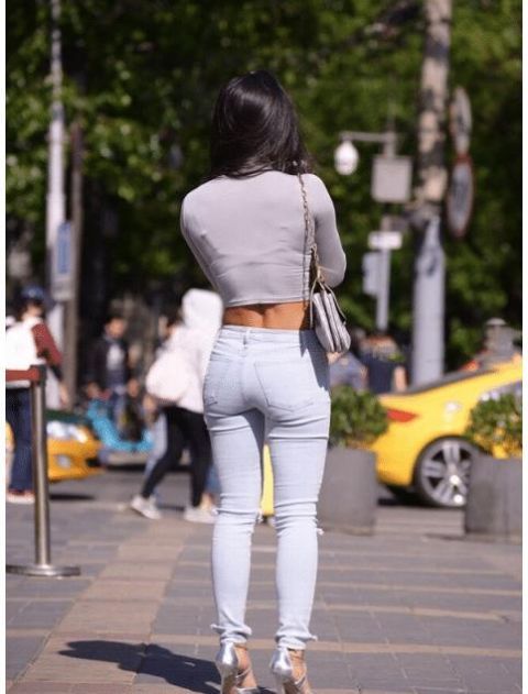 男朋友关注了很多身材好的女的