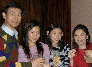 郑少秋四个老婆的照片
