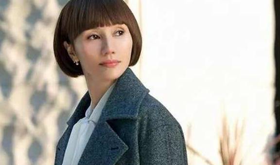 越不幸福的女人越喜欢装幸福