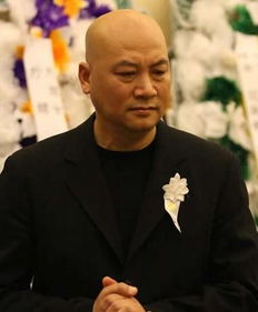 迟重瑞老婆年轻时的照片