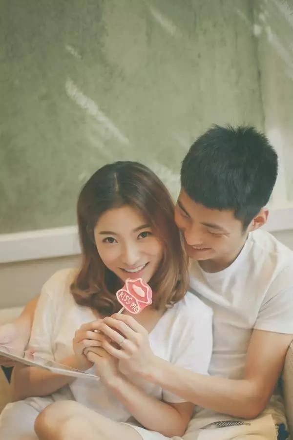 男人为什么睡前回你信息 男人临睡前会联系的女人