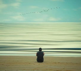 男人为何用钱来试探女人 一个男人故意拿钱试探你