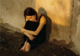 男人伤感句子句句心痛 男人心痛的句子语录