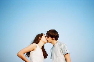 男人保存小三照片心理 男人留着情人照片说明什么