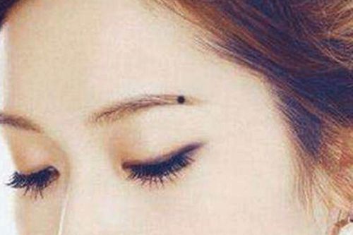 男人右眉上十大福痣 男人右眉上方有痣招财又旺妻