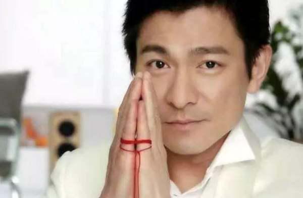 男人听暗里着迷什么意思 暗里着迷是小三之歌吗