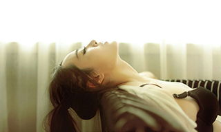 男人只会尊重两种女人 男人骨子里最惦记的女人