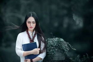 男人咋会看出女人的善良 一看就很正派的女人