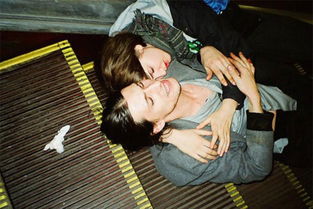 男人喜欢一个已婚女人的表现 单身男对已婚女动情的表现