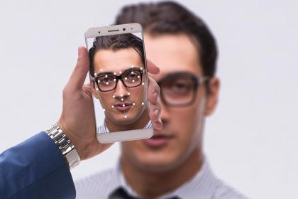 男人嘴小就是贫穷象征吗 男人嘴小有出息吗