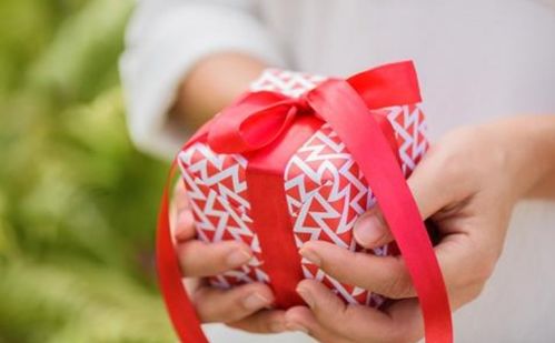 男人喜欢的10大礼物排行榜 男人喜欢的礼物价格