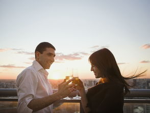 男人对女说孤独的含义 内心孤独的男人需要什么