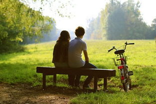 男人愿意跑很远来找你 男人有多喜欢才不敢看你