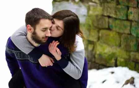 男人很难抵挡痴情的女人 能走进男人心中的女人