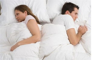 男人搞婚外情的原因 出轨男人的心理弱点