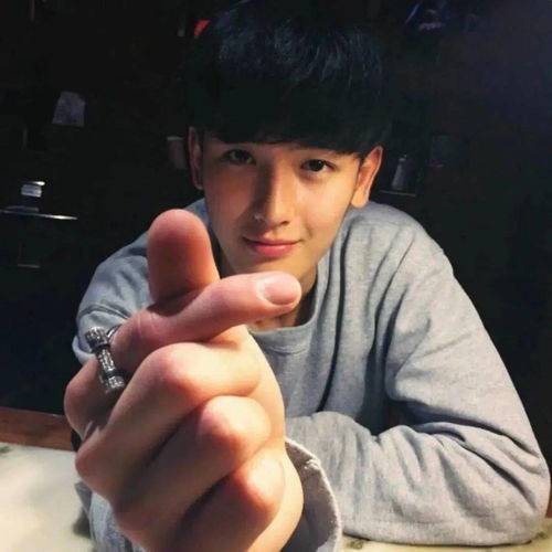 男人换头像有秘密了 男生突然把用了很久的头像换了