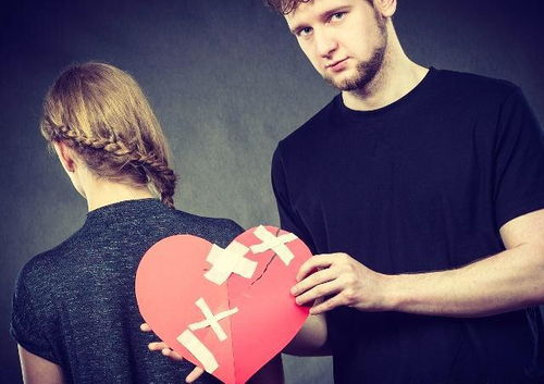 男人故意让你死心的表现 男人有了新欢十种表现