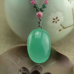 男人戴什么吊坠辟邪旺财 男人40岁后为什么要戴金项链