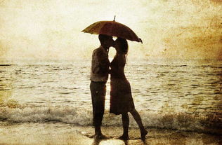 男人暗中掌握女人的一切 中年男人看上你的信号