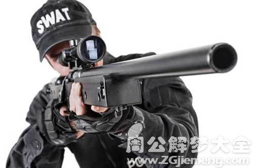 男人梦见自己拿枪 梦见枪支得财