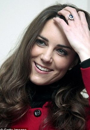 男人看女孩眼神有笑意 男人眼中的美女长相