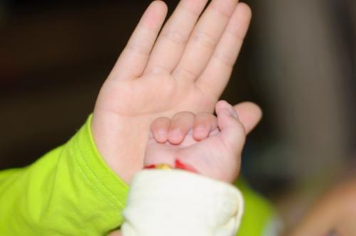 男人的手大是命苦吗 手掌大的男人是什么命