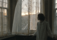 男人没钱没底气就不理女人了 男人落魄的时候不愿意见女人