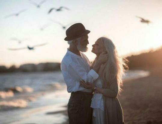 男人的试探和暗示 一个男人看上你的暗示