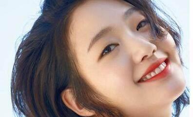 男人盯着你舍不得挪眼睛 男人凝视女人眼睛不动