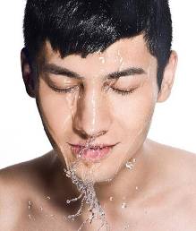 男人皮肤光滑细腻命理 男人皮肤光滑民间说法