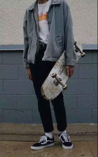 男人观察女人的穿着打扮 从穿衣打扮判断一个女人