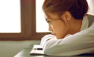 男人眼睛一眨不眨盯着你 男人长时间注视一个女人