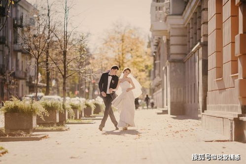 男人试探你的肢体动作 男生动心的52种肢体语言