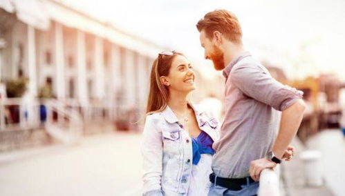 男人认为情人是他的女人 男人有2个情人,更喜欢哪一个