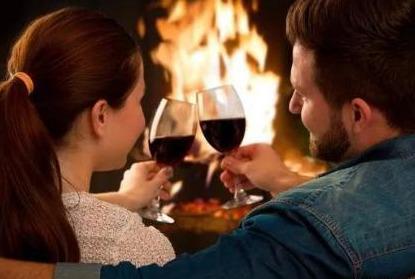 男人请女人喝酒是暗示吗 男人想和你约酒说明什么