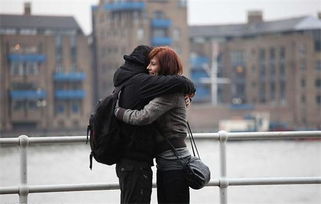 男女拥抱过后感情变化 男生抱完女生的感受