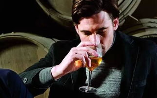 男人非常细腻说明什么 男生心思细腻咋形成的