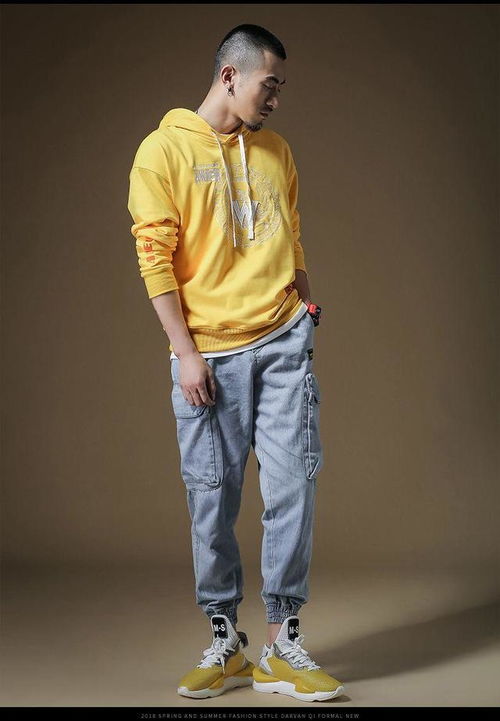 男生为什么老穿一件衣服 一个男人经常穿一身衣服