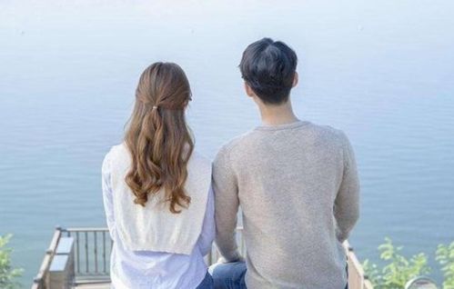 男生为什么喜欢抱紧紧的 男生为什么喜欢揉女朋友头发