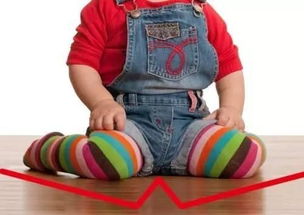 男生为什么坐着会内八 坐姿内八字的男生