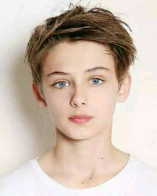 男生如何提高脸部颜值13岁 男生脸部变帅的方法