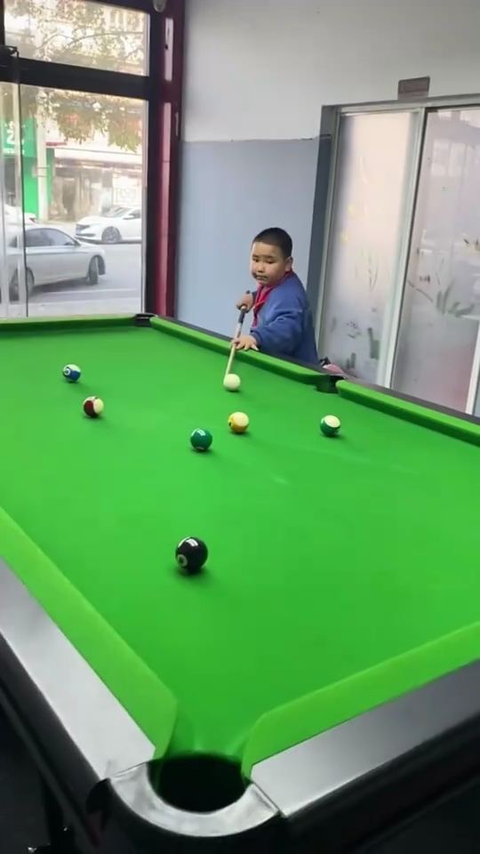 男生喜欢打台球说明什么 打台球是什么阶层的人