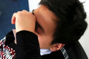 男生当大家的面去揉你的脸 男生睡觉时用腿压着你的心理