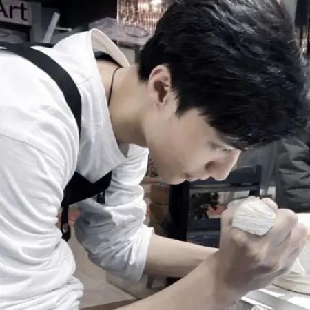 男生如何变帅十大方法 男生如何变白最简单的方法