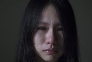 男生看到女生委屈的样子什么感觉 男生能抵抗女生哭吗